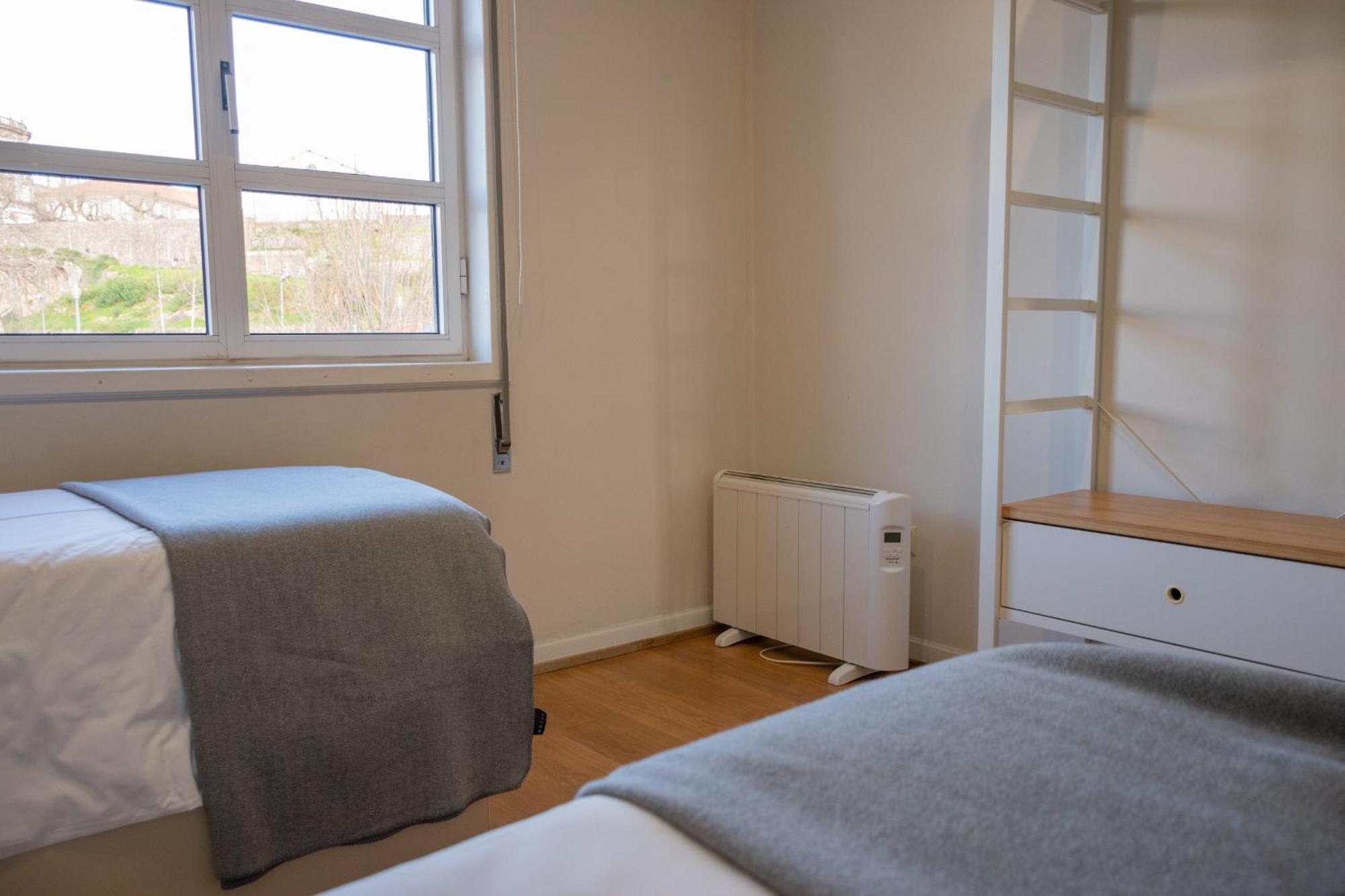 Chung cư 100 m² 3 phòng ngủ, 1 phòng tắm riêng ở Santa Marinha Vila Nova de Gaia Ngoại thất bức ảnh